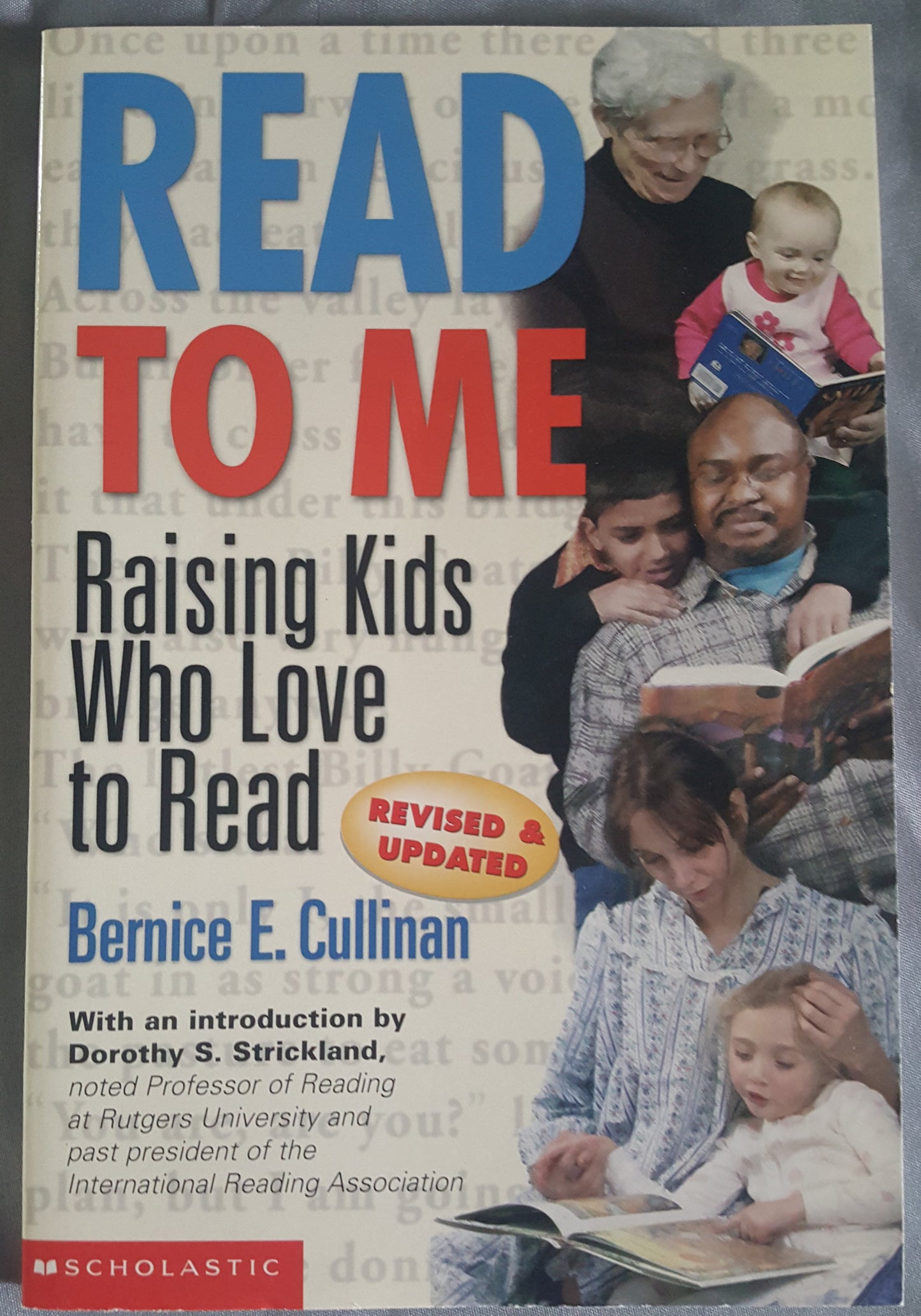 Read To Me – Raising Kids Who Love to Read